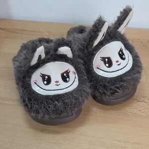 Kids Fuzzy Animal Face Slippers - Brown